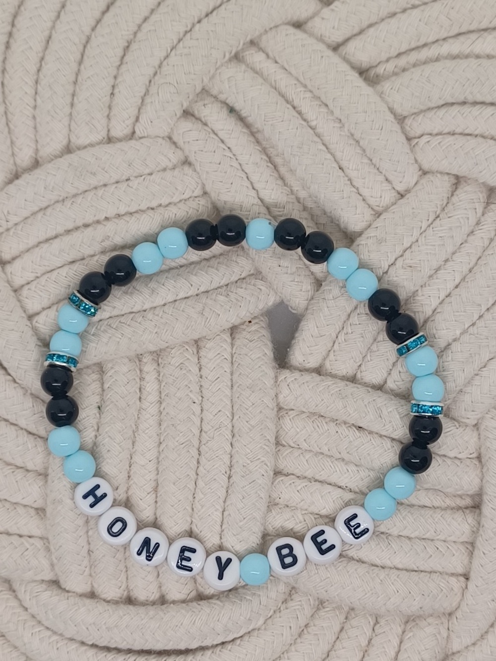 Olivia Rodrigo- Unraveled Tour- Honey Bee Bracelet